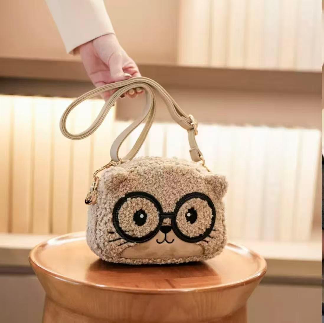 Plush Cat-Face Crossbody Bag - Ladies Bags view 2